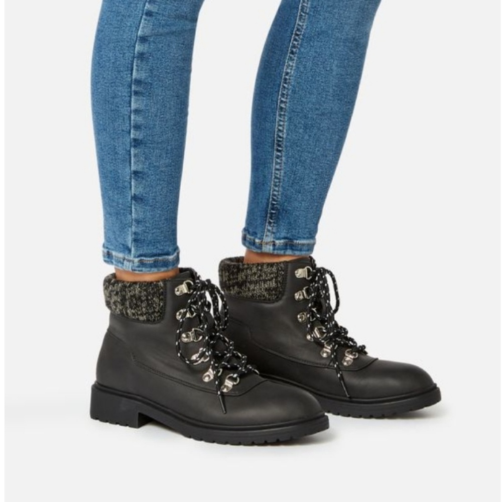 Just Fab Raye Sweater Cuff Booties